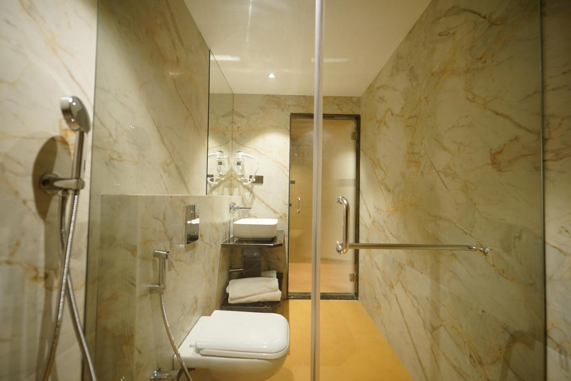 Hotel Park Inn Nellore - Near The Hospital & Highway Eksteriør bilde